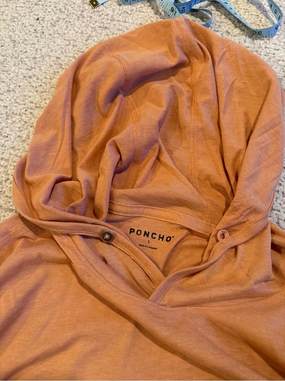 Poncho Rust Lightweight Hoodie Top NWT Size L Minimalist Athleisure